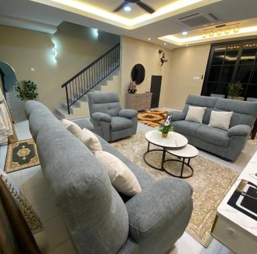 SA Bella Homestay 4R3BR 13PAX