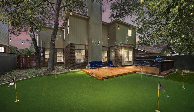 SA Golf Home Nr Six Flags | Wi-Fi | BBQ | Games