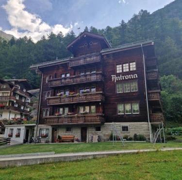 Saastal Apartments Haus Antrona