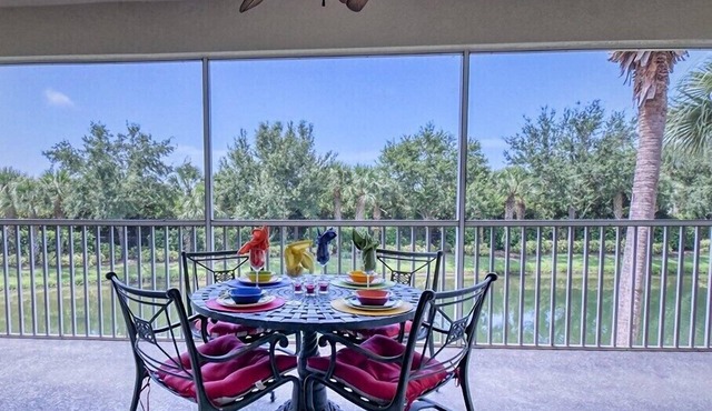 Sabal Pointe at Majestic Palms 1004 Near beach Townhome. Sanibel/Captiva/Fort