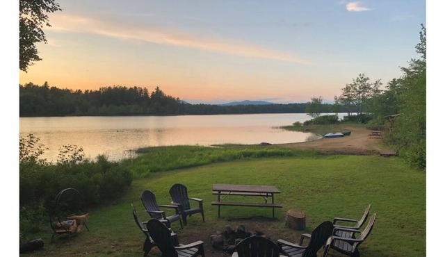 Sacandaga Lakehouse with 300’ direct lakefront!