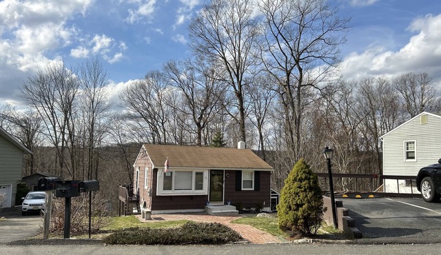 Sachem: Living on Lake Time.