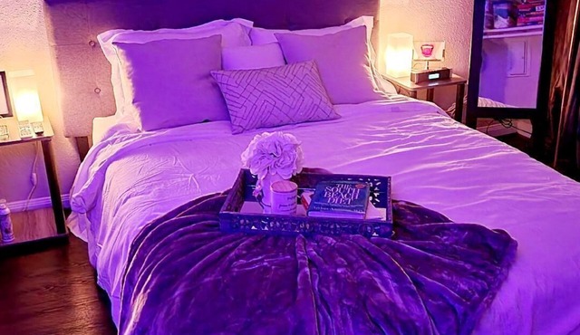 Sacred Space - Hidden Retreat with Everything You Need In Room