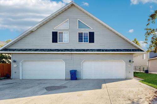 Saddle Peak Outpost- Unit A & B