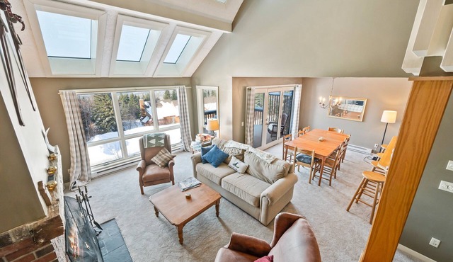 Saddleback | 14 Clubhouse | Ski in/out | Sauna