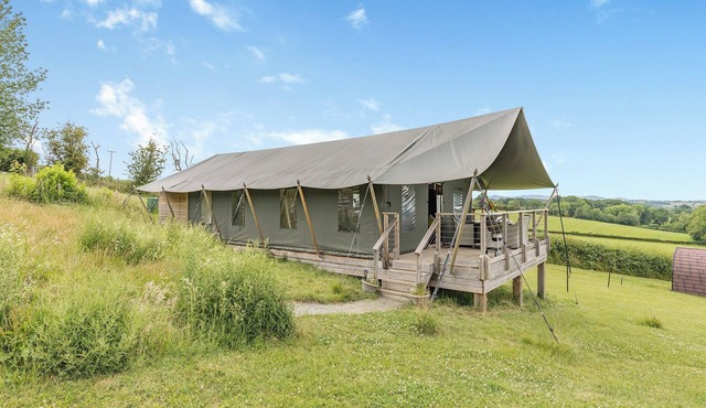 Safari Tent Two - UK44405