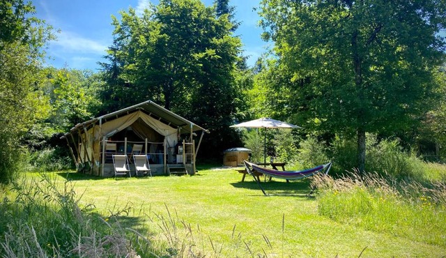 Safari Tents at Le Ranch Camping et Glamping