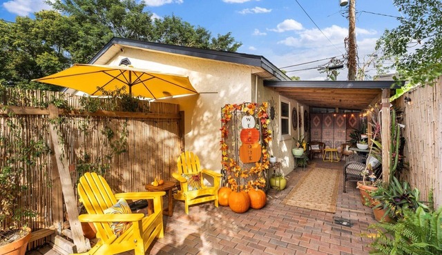 SAFE QUIET PRIVATE Villa - Mins to ORL/Winter Park/Eola FREE PARKING/EV Charging
