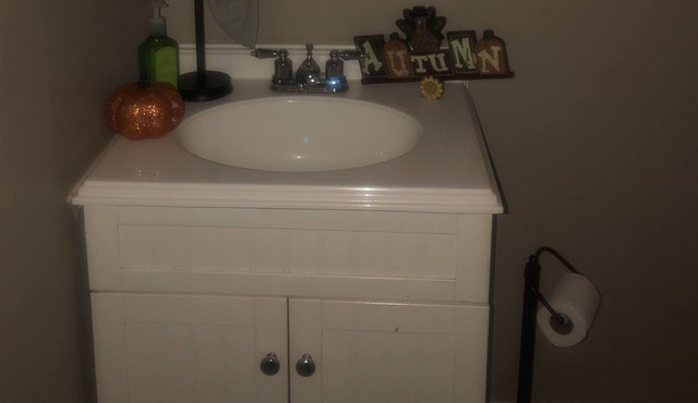 Safe spacious two bedroom home next to Rockingham high School