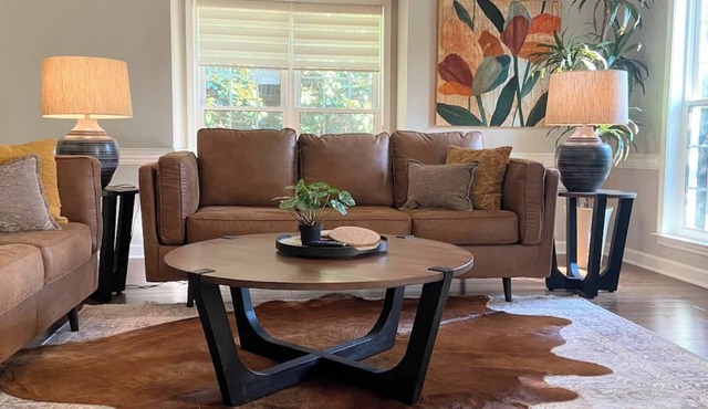 Safe & Stylish 3BR/3BA (20min to Memphis sights!)