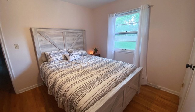 SafeSpacious Family-Style Ranch. Near CWS/TopGolf/Mall