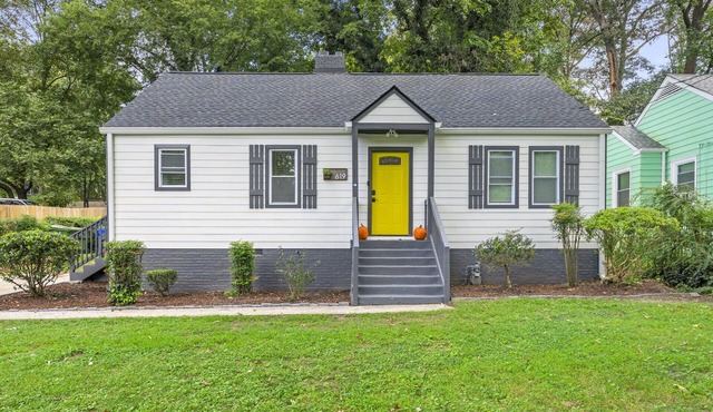 Saffron Door Sanctuary, near downtown Atlanta!