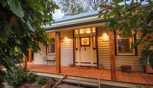 SAGE COTTAGE - PREMIUM LUXURY ACCOMMODATION IN THE BEAUTIFUL YARRA VALLEY
