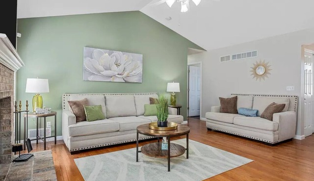 Sage Haven Ranch Retreat, Yard, Fire Pit, BBQ, Office space, Close to shopping