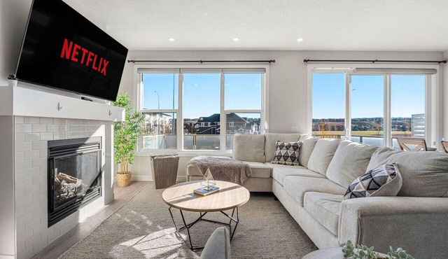 Sage Hill Home » King Bed » Fireplace