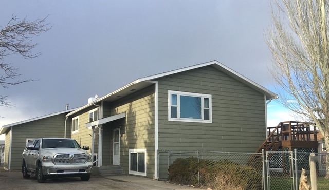 Sage House- in town with LOTS of space