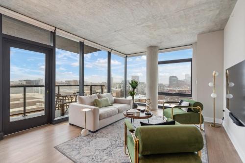 Sage Modern Apartments Near Union Park in West Loop