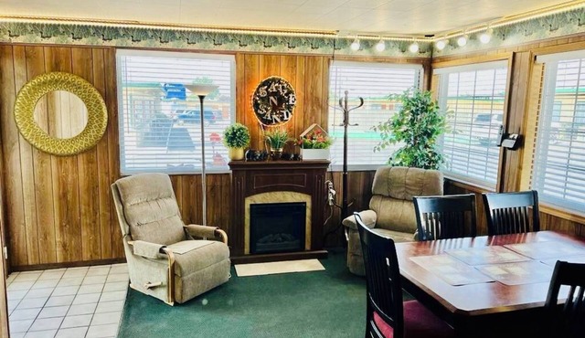 Sage N Sand Motel