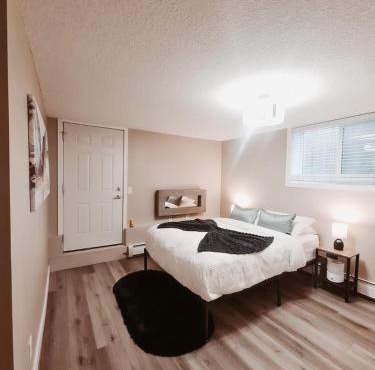 Sage on the Bow - Central Spacious Condo