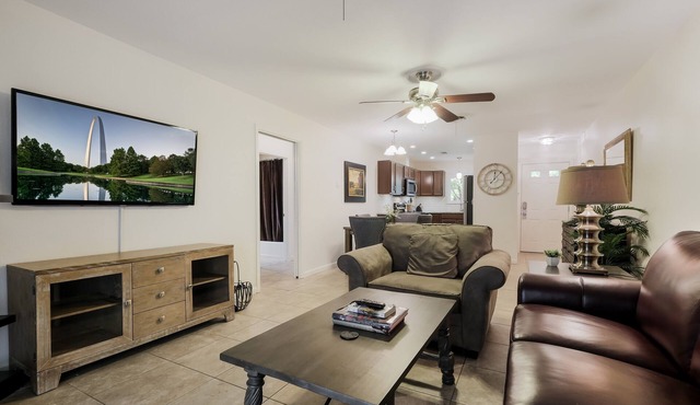 Sage Suite II - Safe, Cozy & Pet Friendly.
