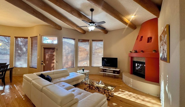 Sage Swan, 30+ Day Rentals, Near I-40