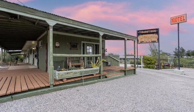 Sagebrush Inn
