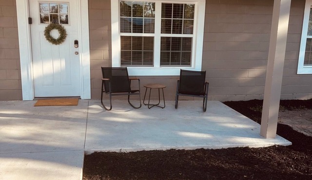 SageHallow.Spacious newly remodeled 2b 2b 8 miles from Brewton Parker University