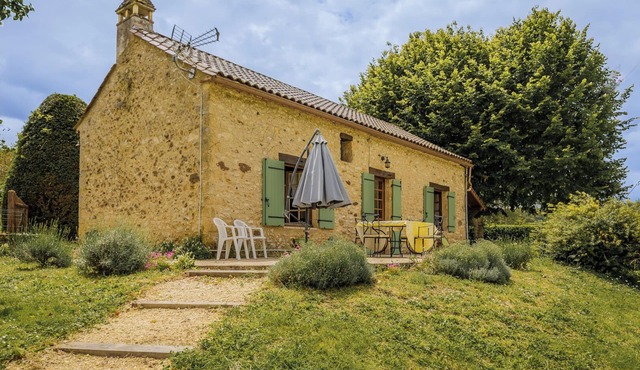 Sagelat, charming house in the Dordogne with large garden and pool
