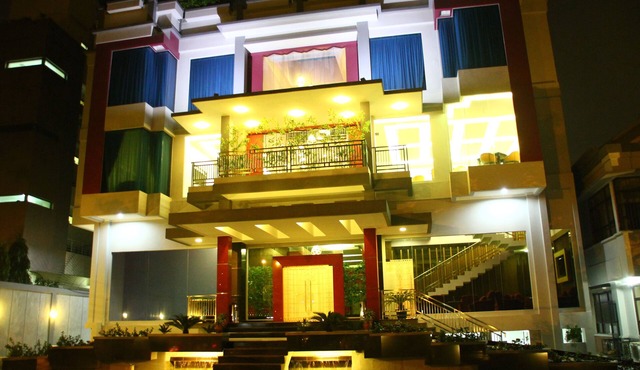 Sahati Hotel
