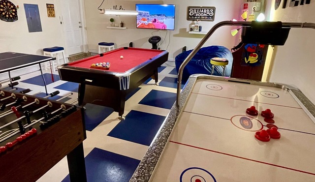 Sail Away- Pool, Huge Game Room, Kareoke & Arcade