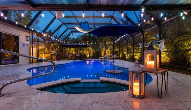 Sailfish Cove –Tropical Escape Minutes from Delray