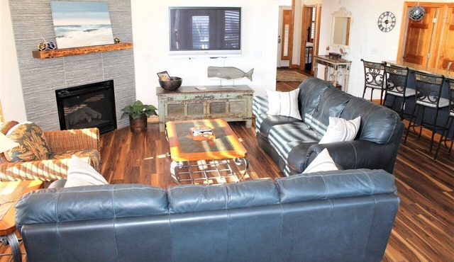 Sailfish Point Villa 6203 | Marina View | End Unit | Balcony