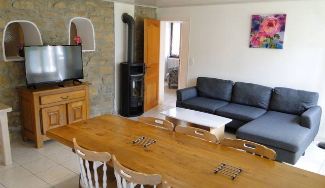 Saine Montagne du Jura mit Spa Sauna Fluss by Interhome