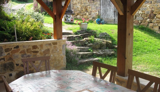 Saint Amand De Belves: country holiday home - 3 rooms - 5/6 persons