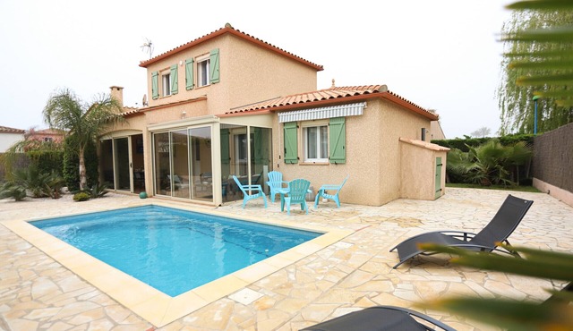 Saint Cyprien charming villa with swimming pool