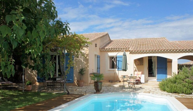 Saint-Joseph Piscine Gard prox Avignon Uzès Nîmes