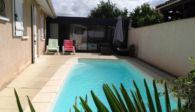 Saint Just Chaleyssin-house-pool