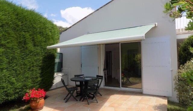 Saint Palais sur Mer - SMALL HOUSE - in a PRIVILEGED and QUIET SETTING