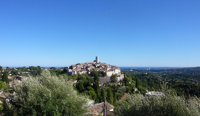 Saint Paul De Vence, Charming Suites in The Heart Of The Village. 4 * Biloba