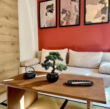 Sakura Suite - Jacuzzi and Cinema