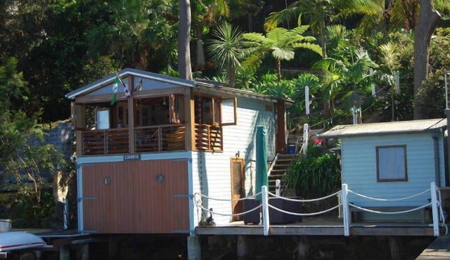 Salacia - Boat House