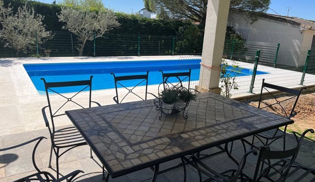 SALAMANCA: COMFORTABLE COUNTRY HOUSE WITH PRIVATE POOL AND LARGE PLOT OF LAND