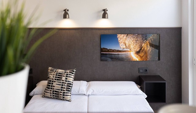 Salbide Marron apartment by Egona