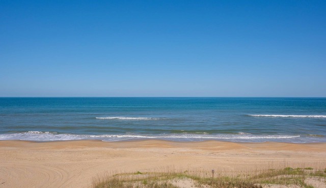 SALE: Top Floor with Oceanfront & Sound Views! Walk-in Shower and MORE!