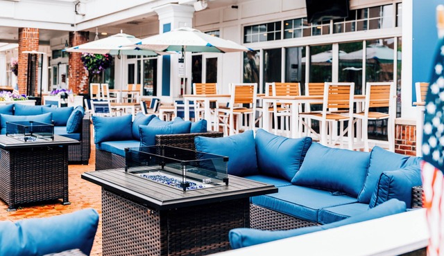 Salem Waterfront Hotel & Suites