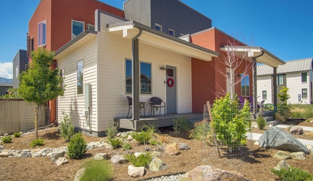 Salida Oasis: 1 Mi to Town, Mountain View, Hot Tub