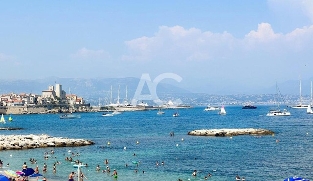 Salis Amazing waterfront apartment with sea views