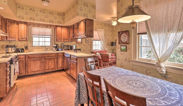 Salisbury Home in Newtown Historic District!