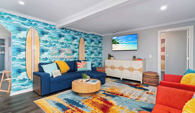 Salisbury Surf | Pet Friendly | 1 Block to Beach
