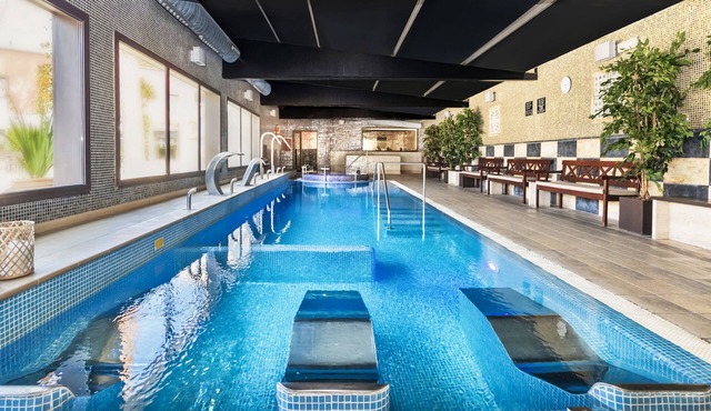 Salles Hotel Aeroport de Girona